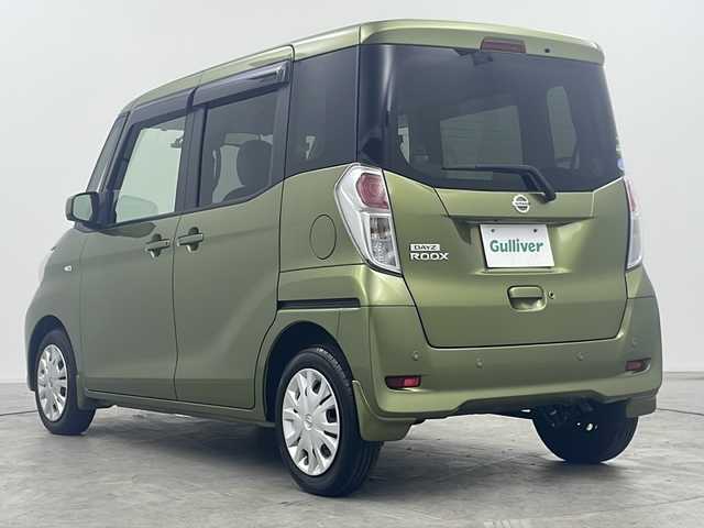 日産 デイズ ルークス X 三重県 2018(平30)年 2.4万km プレミアムオリーブメタリック 禁煙車/純正７インチナビ/・Ｂｌｕｅｔｏｏｔｈ・フルセグ・CD・AM/FM・SD・AUX/片側パワースライドドア/アラウンドビューモニター/前方ドラレコ/前後コーナーセンサー/エマージェンシーブレーキ/サーキュレーター/プッシュスタート/スマートキー/スペアキー/ステアリングスイッチ/ドアバイザー/ヘッドライトレベライザー/アイドリングストップ