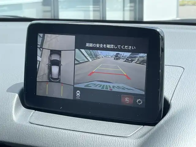 マツダ マツダ２ XD ホワイトコンフォート 道南・函館 2020(令2)年 2.1万km ジェットブラックマイカ ・純正ＳＤナビ(CD、DVD、BT)/・フルセグＴＶ/・衝突軽減ブレーキ/・クルーズコントロール/・全方位カメラ/・レーンキープアシスト/・ブラインドスポットモニター/・ヘッドアップディスプレイ/・オートハイビーム/・コーナーセンサー(前後)/・パドルシフト/・MTモード付AT/・メモリー付パワーシート(D席)/・シートヒーター(前席)/・ステアリングヒーター/・ETC