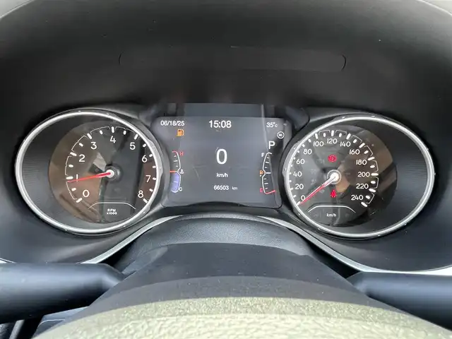 クライスラー・ジープ ジープ コンパス ローンチエディション 石川県 2018(平30)年 6.7万km パール 4WD/純正メモリーナビ/バックカメラ/フルセグTV/USB/AUX/AppleCarPlay/Bluetooth/beatsスピーカー/アダプティブクルーズコントロール/衝突軽減ブレーキ/ブラインドスポットモニター/クリアランスソナー/レーンキープアシスト/電動リアゲート/電動格納ミラー/ミラーヒーター/オートライト/HIDヘッドライト/フォグランプ(フロント)/パワーシート(運転席)/メモリーシート(運転席)/シートヒーター(前席)/黒革シート/ETC/サンルーフ/ドアバイザー