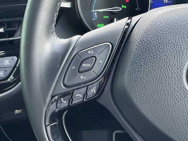 トヨタ Ｃ－ＨＲ G LEDエディション 島根県 2018(平30)年 5万km ブラックマイカ トヨタセーフティセンス/純正エアロ/純正ナビ/CD/DVD/DTV/Bluetooth/バックカメラ/レーダークルーズコントロール/LEDオートライト/オートマチックハイビーム /レーンキープ/クリアランスソナー /BSM/ドライブレコーダー/ビルトインETC/マッドガード/純正アルミホイール/純正フロアマット/純正ドアバイザー/スマートキー/プッシュスタート