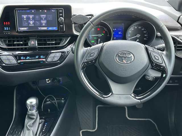 トヨタ Ｃ－ＨＲ G LEDエディション 島根県 2018(平30)年 5万km ブラックマイカ トヨタセーフティセンス/純正エアロ/純正ナビ/CD/DVD/DTV/Bluetooth/バックカメラ/レーダークルーズコントロール/LEDオートライト/オートマチックハイビーム /レーンキープ/クリアランスソナー /BSM/ドライブレコーダー/ビルトインETC/マッドガード/純正アルミホイール/純正フロアマット/純正ドアバイザー/スマートキー/プッシュスタート