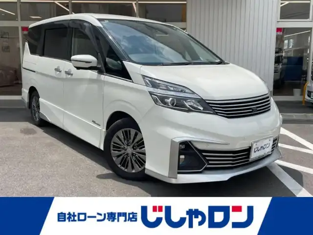 日産 セレナ ライダー 大阪府 2017(平29)年 11.7万km ブリリアントホワイトパール (株)IDOMが運営する【じしゃロン東大阪店】の自社ローン専用車両になりますこちらは現金またはオートローンご利用時の価格です。自社ローンご希望の方は別途その旨お申付け下さい/純正９インチＳＤナビ【MM516D-L】/フリップダウンモニター/両側パワースライドドア/クルーズコントロール/衝突軽減システム/パーキングアシスト/USB充電/LEDヘッドライト/スマートキー/プッシュスタート/ビルトインETC/取説＆保証書