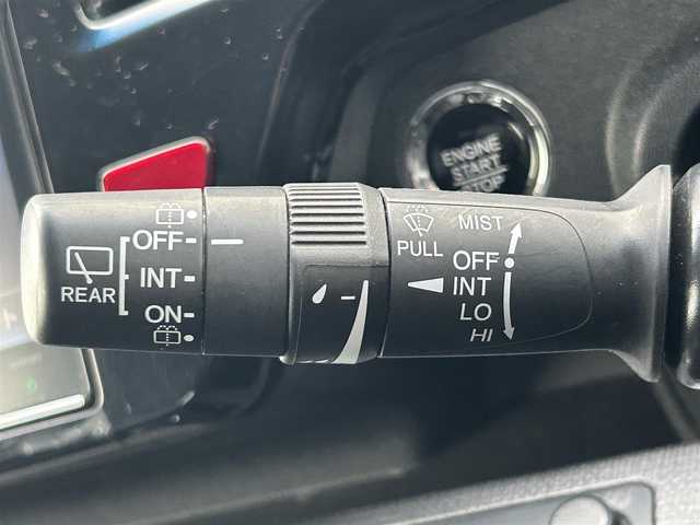 ホンダ ステップワゴン スパーダ 愛媛県 2017(平29)年 6.4万km 黒 純正SDナビ/Bluetooth/USB/HDMI/ワンセグTV/クルーズコントロール/バックカメラ/ETC/純正フロアマット/純正16インチAW/LEDヘッドライト/両側パワスラ/パドルシフト/ETC/アイドリングストップ/横滑り防止機能/カーテンエアバック/プッシュスタート/パワーステアリング/パワーウインドウ