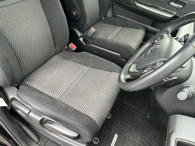 ホンダ ステップワゴン スパーダ 愛媛県 2017(平29)年 6.4万km 黒 純正SDナビ/Bluetooth/USB/HDMI/ワンセグTV/クルーズコントロール/バックカメラ/ETC/純正フロアマット/純正16インチAW/LEDヘッドライト/両側パワスラ/パドルシフト/ETC/アイドリングストップ/横滑り防止機能/カーテンエアバック/プッシュスタート/パワーステアリング/パワーウインドウ