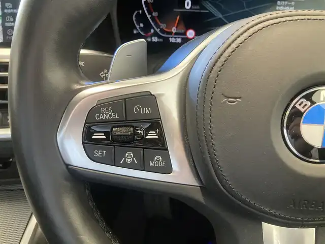 ＢＭＷ ３１８ｉ Mスポーツ 熊本県 2021(令3)年 3.5万km アルピンホワイトⅢ ・スマートキー/・プッシュスタート/・インテリジェントセーフティ/・注意喚起アシスタント/・ステアリングアシスト/・PDC自動起動/・アクティブPDC緊急ブレーキ/・オートハイビーム/・クルーズコントロール(追従式)/・純正HDDナビ/　【Bluetooth・USB・AppleCarPlay】/・全方位カメラ/・ETC/・ドライブレコーダー(前後録画)/・ワイヤレス充電/・パワートランク/・LEDヘッドランプ/・LEDフォグランプ/・純正マット