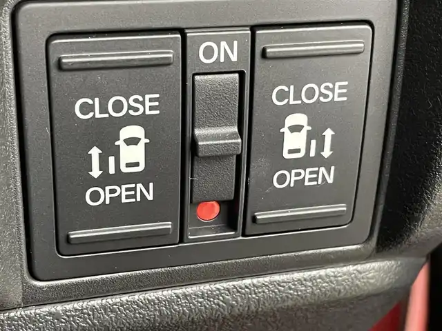 ホンダ Ｎ ＢＯＸ カスタム コーディネートスタイル 群馬県 2024(令6)年 0.3万km プレミアムクリスタルレッドM 純正９インチナビ　バックカメラ　両側パワースライドドア　アダプティブクルーズコントロール　ＬＥＤ　シートヒーター　純正１４インチＡＷ　ステアリングリモコン　ドライブレコーダー　パーキングセンサー　禁煙