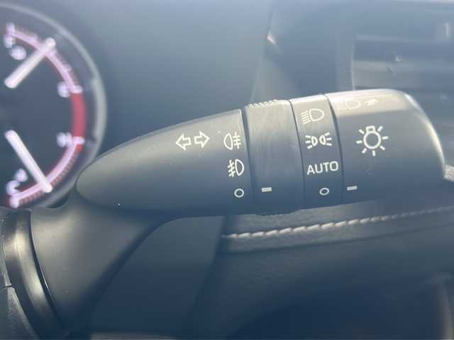 トヨタ ＲＡＶ４ G 沖縄県 2020(令2)年 4.8万km アティチュードブラックマイカ 純正ナビ・TV・Bluetooth・CD/DVD/TRDエアロ/バックカメラ/ETC/シートヒーター/パワーシート/コーナーセンサー/オートライト/衝突軽減システム/LEDヘッドライト/レーンキープアシスト/BSM/シートメモリー/電子サイドブレーキ/オートホールド/ステアリングスイッチ