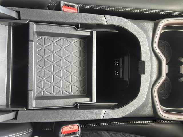 トヨタ ＲＡＶ４ G 沖縄県 2020(令2)年 4.8万km アティチュードブラックマイカ 純正ナビ・TV・Bluetooth・CD/DVD/TRDエアロ/バックカメラ/ETC/シートヒーター/パワーシート/コーナーセンサー/オートライト/衝突軽減システム/LEDヘッドライト/レーンキープアシスト/BSM/シートメモリー/電子サイドブレーキ/オートホールド/ステアリングスイッチ