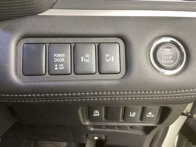 三菱 デリカＤ：５ アーバンギア G 道央・札幌 2019(平31)年 4.8万km ウォームホワイトパール ディーラー10インチナビ/（CD/DVD/BT/フルセグTV）/フリップダウンモニター/全方位カメラ/両側パワースライドドア/レーンキーピングサポート/レーダークルーズコントロール/ETC/LEDヘッドライト/AUTOライト/スマートキー/スペアキー