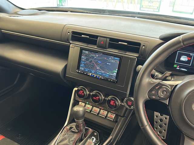 スバル ＢＲＺ S 岐阜県 2023(令5)年 1.8万km WRブルーパール アルパインメモリナビ/Apple Carplay/Android Auto/フルセグTV/バックカメラ/Bluetooth/HDMI/STI　フルエアロ/パドルシフト/レーダークルーズコントロール/ハーフレザー/前席シートヒーター/ETC/LEDヘッドライト