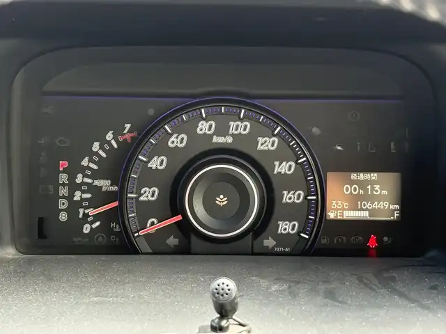 ホンダ ステップワゴン スパーダ Z クールスピリット 埼玉県 2012(平24)年 10.7万km ホワイトオーキッドパール (株)IDOMが運営する【じしゃロン鳩ヶ谷店】の自社ローン専用車両になりますこちらは現金またはオートローンご利用時の価格です。自社ローンご希望の方は別途その旨お申付け下さい/登録時106449km/ハーフレザーシート/両側パワースライドドア/ETC/純正HIDヘッドライト/フォグランプ/１７インチAW/クルーズコントロール/パドルシフト/革巻ステアリング/電動格納機能付きウインカーミラー/ドアバイザー/純正フロアマット/取扱説明書