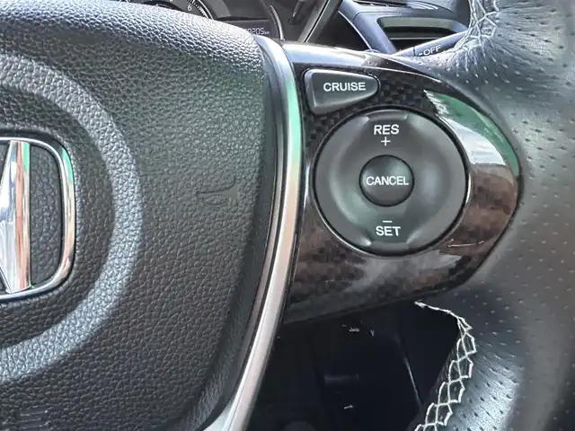 ホンダ Ｓ６６０ α 宮城県 2016(平28)年 4万km プレミアムスターホワイトパール センターディスプレイ/・6.1インチワイドディスプレイ/・Bluetooth/・HDMI/シティブレーキアクティブシステム/＝＝＝/革巻きステアリング/ステアリングスイッチ/パドルシフト/クルーズコントロール/ハーフレザーシート/LEDヘッドランプ/オートライト/スマートキー＆プッシュスタート/純正15インチAW（フロント）/純正16インチAW（リア）/純正フロアマット/Wエアバッグ