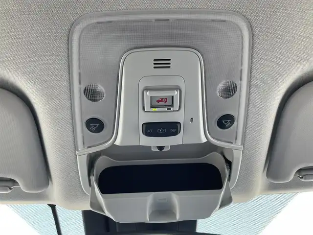 トヨタ プリウス ＰＨＶ S ナビパッケージ 山口県 2017(平29)年 6.2万km ホワイトパールクリスタルシャイン モデリスタエアロ/モデリスタ17インチアルミホイール/純正メーカーナビ/Bluetooth/フルセグTV（走行中視聴不可）/バックカメラ/前方ドライブレコーダー/スマートキー/プッシュスタート/トヨタセーフティセンス/レーダークルーズコントロール/オートマチックハイビーム/LEDヘッドライト/LEDフォグライト/オートライト/前席シートヒーター/ステアリングスイッチ/100V電源/ビルトインETC2.0/保証書・取説/スペアキー1個