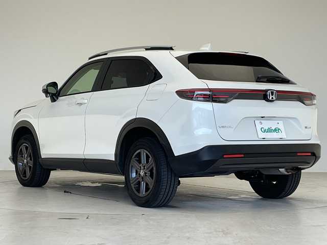 ホンダ ヴェゼル ハイブリッド e:HEV X HuNTパッケージ 愛知県 2024(令6)年 1.1万km プラチナホワイトパール 純正9型ナビ/レーダークルーズコントロール/バックカメラ/コーナーセンサー/純正アルミホイール/ルーフレール/LEDヘッドライト/パドルシフト/オートマチックハイビーム/ETC/衝突軽減システム/フルセグ/CD DVD/Bluetooth/ステアリングスイッチ/スマートキー