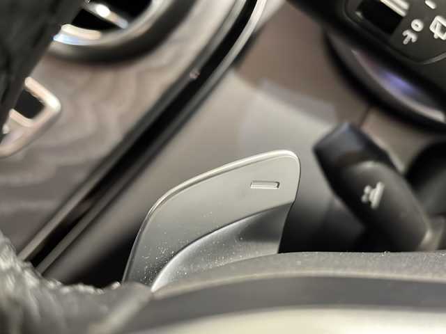 メルセデス・ベンツ Ｃ２２０ｄ ステーションワゴン アバンギャルドAMGライン 新潟県 2018(平30)年 5.2万km ポーラホワイト オプション/パノラミックスライディングルーフ/レーダーセーフティパッケージ/・アクティブレーンキープアシスト/・アクティブブラインドスポットアシスト/・ステアリングパイロット/主要装備/純正HDDナビ/・CD/DVD/・Bluetooth/・USB/・フルセグTV)/本革シート/シートヒーター/パワーバックドア/クルーズコントロール＆可変スピードリミッター/パーキングアシスト/バックカメラ/ETC