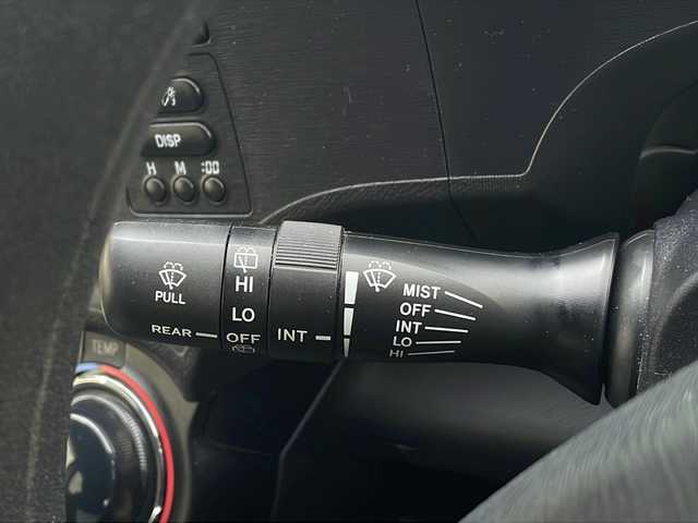 トヨタ アクア S 青森県 2013(平25)年 8.8万km ライムホワイトパールクリスタルシャイン 寒冷地仕様/ワンオーナー/社外SDナビ・ワンセグTV/CD・DVD・SD/バックカメラ/ワイパーデアイサー/ETC/スマートキー/プッシュスタート/オートライト/LEDヘッドライト/フォグランプ/社外15インチアルミ