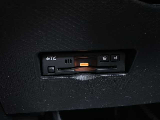 ダイハツ タント カスタム RS 静岡県 2019(令1)年 5.5万km ブラックマイカメタリック 【安全装備】/スマートアシスト/衝突回避・軽減ブレーキ機能 /（車速約4km/hから80km/h間時警報アラーム喚起作動/（前車相対速度約30km/h未満時衝突回避機能作動）/（前車相対速度約30km/hから80km/h時衝突軽減ブレーキ作動）/（対歩行者：車速約30km/h未満時回避機能作動、50km/h未満時軽減機能作動）/オートハイビーム（作動車速：約25km/h以上時）/誤発進抑制機能（障害物検知範囲前方4m以内・後方3m以内）/車線逸脱警報＆逸脱抑制制御（作動車速：約60km/h以上時）/先行車発進お知らせ機能/進入禁止標識認識機能/【主要装備】/純正ナビ　/フルセグテレビ　/アラウンドビューモニター　/ＥＴＣ　/両側パワースライドドア　/前席シートヒーター　/ハーフレザーシート　/スマートキー　/プッシュスタート　/ＬＥＤ　/後席モニター　/アイドリングストップ