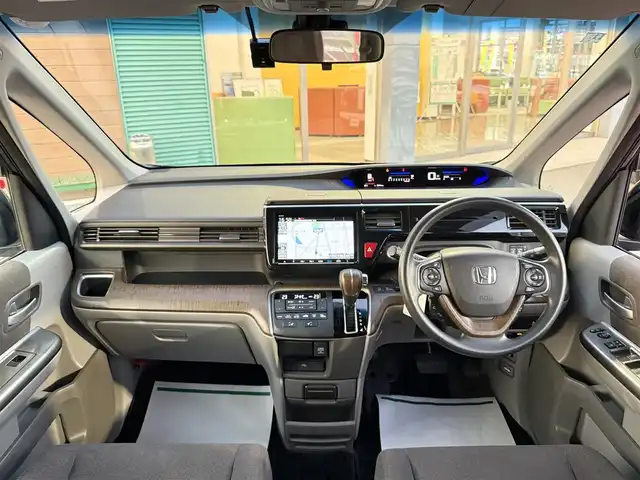 ホンダ ステップワゴン G EX ホンダセンシング 香川県 2018(平30)年 7.8万km クリスタルブラックパール ワンオーナー/純正9インチメモリナビ/フルセグ/CD/DVD/Bluetooth/USB/HondaSENSING/・CMBS（衝突被害軽減ブレーキシステム）/・ACC（アダプティブクルーズコントロール）/・LKAS（車線維持支援システム）/・マルチビューカメラシステム/・LEDオートハイビーム/両側パワースライドドア/3列シート/トリプルゾーンエアコン/前席シートヒーター/シートバックテーブル/ウォークスルー/純正16インチアルミ/純正フロアマット/アイドリングストップ/ETC/プッシュスタート/スマートキー/スペアキー