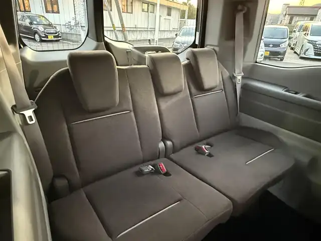 ホンダ ステップワゴン G EX ホンダセンシング 香川県 2018(平30)年 7.8万km クリスタルブラックパール ワンオーナー/純正9インチメモリナビ/フルセグ/CD/DVD/Bluetooth/USB/HondaSENSING/・CMBS（衝突被害軽減ブレーキシステム）/・ACC（アダプティブクルーズコントロール）/・LKAS（車線維持支援システム）/・マルチビューカメラシステム/・LEDオートハイビーム/両側パワースライドドア/3列シート/トリプルゾーンエアコン/前席シートヒーター/シートバックテーブル/ウォークスルー/純正16インチアルミ/純正フロアマット/アイドリングストップ/ETC/プッシュスタート/スマートキー/スペアキー