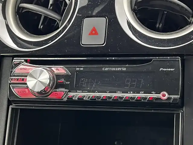 日産 ノート e－パワー B FOUR 道央・札幌 2020(令2)年 2.5万km ブリリアントシルバー ４WD/ワンオーナー/社外オーディオ/AM/FM/CD/衝突被害軽減ブレーキ/レーンキープアシスト/クリアランスソナー/バックカメラ/サイドカメラ/フロントカメラ/全方位カメラ/アラウンドビューモニター/ETC/DRIVEMODE/デジタルインナーミラー/アイドリングストップ/プッシュスタート/ハロゲンヘッドライト/オートライト/フォグランプ/ヘッドライトレベライザー/電動格納ミラー/ウィンカーミラー/社外フロアマット