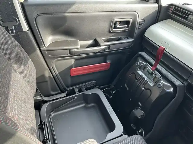 スズキ スペーシア HYBRID G 福岡県 2023(令5)年 3.2万km シフォンアイボリーM ETC/Bluetooth接続/エンジンスタートボタン/スマートキー/車外バックカメラ/後方コーナーセンサー/オートライト/盗難防止装置/レーンキープアシスト/横滑り防止装置