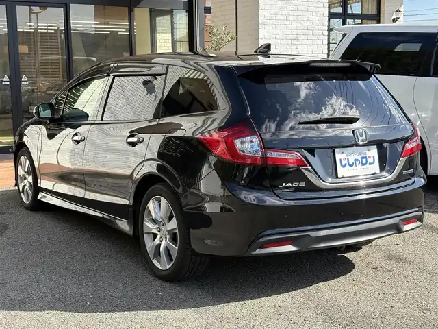 ホンダ ジェイド ハイブリッド X 高知県 2015(平27)年 11.1万km クリスタルブラックパール (株)IDOMが運営する【じしゃロン高知店】の自社ローン対象車両になります。こちらは現金ご利用時の価格です。自社ローンご希望の方は別途その旨お申付け下さい。/純正ナビ　バックカメラ　ホンダセンシング　スマートキー　ハーフレザーシート　クルーズコントロール　ハーフレザーシート　フロアマット　ドアバイザー