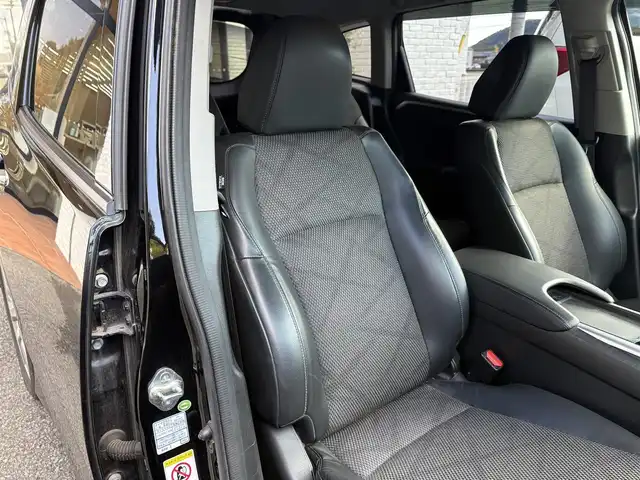 ホンダ ジェイド ハイブリッド X 高知県 2015(平27)年 11.1万km クリスタルブラックパール (株)IDOMが運営する【じしゃロン高知店】の自社ローン対象車両になります。こちらは現金ご利用時の価格です。自社ローンご希望の方は別途その旨お申付け下さい。/純正ナビ　バックカメラ　ホンダセンシング　スマートキー　ハーフレザーシート　クルーズコントロール　ハーフレザーシート　フロアマット　ドアバイザー