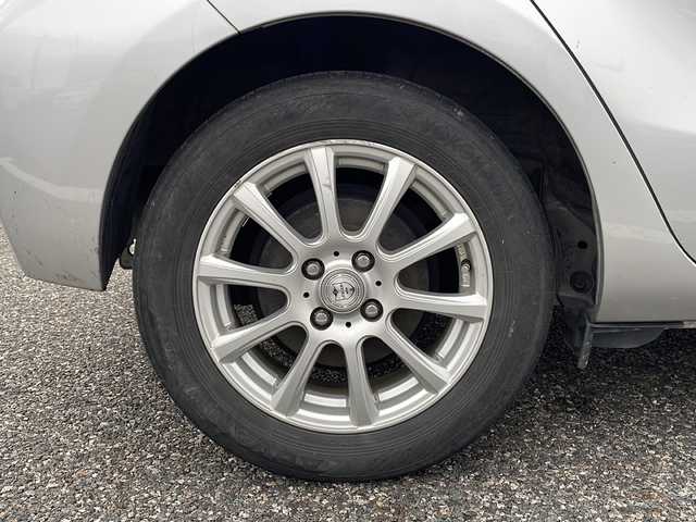 トヨタ アクア S 島根県 2012(平24)年 17.7万km シルバーM 純正ナビ（NSZT-W62G）/Bluetooth接続/バックカメラ/ETC/横滑り防止装置/純正フロアマット