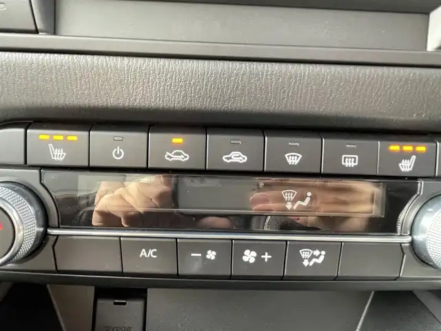 マツダ ＣＸ－５ XD エクスクルーシブモード 大阪府 2022(令4)年 3.7万km スノーフレイクホワイトパールマイカ 純正ナビ　/全方位モニター　/前後ドライブレコーダー　/ＥＴＣ　/ＢＳＭ　/ＨＵＤ　/パワーバックドア　/パドルシフト　/ターボ/レーダークルーズコントロール　/Ｄ／Ｎ席パワーシート　/シートヒーター　/ステアリングヒーター/革巻きステアリング/純正フロアマット/LEDヘッド/純正19インチAW/スペアキー/保証書