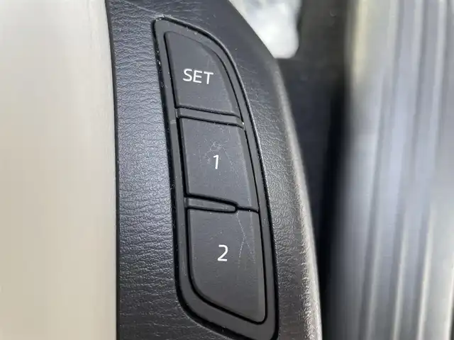 マツダ ＣＸ－５ XD エクスクルーシブモード 大阪府 2022(令4)年 3.7万km スノーフレイクホワイトパールマイカ 純正ナビ　/全方位モニター　/前後ドライブレコーダー　/ＥＴＣ　/ＢＳＭ　/ＨＵＤ　/パワーバックドア　/パドルシフト　/ターボ/レーダークルーズコントロール　/Ｄ／Ｎ席パワーシート　/シートヒーター　/ステアリングヒーター/革巻きステアリング/純正フロアマット/LEDヘッド/純正19インチAW/スペアキー/保証書