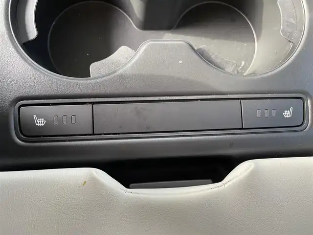 マツダ ＣＸ－５ XD エクスクルーシブモード 大阪府 2022(令4)年 3.7万km スノーフレイクホワイトパールマイカ 純正ナビ　/全方位モニター　/前後ドライブレコーダー　/ＥＴＣ　/ＢＳＭ　/ＨＵＤ　/パワーバックドア　/パドルシフト　/ターボ/レーダークルーズコントロール　/Ｄ／Ｎ席パワーシート　/シートヒーター　/ステアリングヒーター/革巻きステアリング/純正フロアマット/LEDヘッド/純正19インチAW/スペアキー/保証書