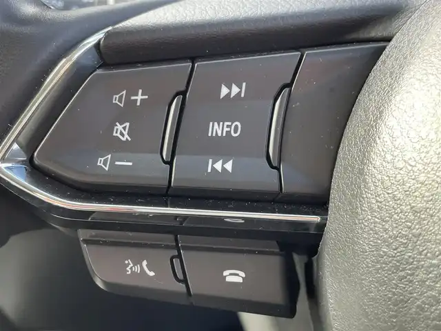 マツダ ＣＸ－５ XD エクスクルーシブモード 大阪府 2022(令4)年 3.7万km スノーフレイクホワイトパールマイカ 純正ナビ　/全方位モニター　/前後ドライブレコーダー　/ＥＴＣ　/ＢＳＭ　/ＨＵＤ　/パワーバックドア　/パドルシフト　/ターボ/レーダークルーズコントロール　/Ｄ／Ｎ席パワーシート　/シートヒーター　/ステアリングヒーター/革巻きステアリング/純正フロアマット/LEDヘッド/純正19インチAW/スペアキー/保証書