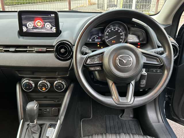 マツダ マツダ２ 15S スマートエディション 広島県 2020(令2)年 2.9万km ポリメタルグレーM 禁煙車/スマートシティブレーキサポート/車線逸脱警報/ハイビームアシスト/BSM/マツダコネクト/・ＣＤ/ＤＶＤ/フルセグ/Bluetooth/AUX/USB/３６０°ビュー・モニター/フロントパーキングセンサー（センター／コーナー）/ステアリングスイッチ/オートライト/LEDヘッドライト/シャークフィンアンテナ/スマートキー/プッシュスタート/360°ドライブレコーダー（ユピテル）/ETC/純正フロアマット