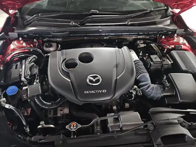 マツダ マツダ６セダン XD Lパッケージ 鹿児島県 2021(令3)年 5.2万km ソウルレッドクリスタルM 純正8型ナビ/フルセグTV/BOSEプレミアムサウンドシステム/レーダークルーズコントロール/パーキングセンサー/衝突被害軽減ブレーキ/車線逸脱防止支援システム/ブラインドスポットモニタリング/交通標識認識機能/ヘッドアップディスプレイ/ツインターボ/LEDヘッドランプ/革巻きステアリング/ステアリングヒーター/パドルシフト/ブラウンナッパ革シート/シートヒーター/前席パワーシート/エアシート/純正19インチアルミホイール/スマートキー/プッシュエンジンスタート/禁煙車