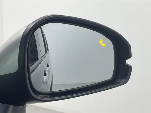 ホンダ フリード クロスター 熊本県 2025(令7)年 0.1万km未満 クリスタルブラックパール 登録済未使用車/純正ナビLXM-242ZFNI（ＡｐｐｌＣａｒＰｌａｙ・ＡｎｄｒｏｉｄＡｕｔｏ・ＢＴ・フルセグ・ＵＳＢ）/バックカメラ　/両側パワースライドドア　/前後クリアランスソナー　/前席シートヒーター　/ホンダセンシング/・衝突軽減ブレーキ/・踏み間違い衝突軽減システム/・急アクセル抑制機能/・路外逸脱抑制機能/・歩行者事故低減ステアリング/・アダブティブクルーズコントロール/・車線維持支援システム/・先行車発進お知らせ/・標識認識システム/・ブラインドスポットモニター/・パーキングサポートブレーキ/・オートマチックハイビーム/横滑り防止/ハーフレザーシート/純正１５インチAW/オートライト/LEDヘッドライト/フォグライト/スマートキー/プッシュスタート/スペアキー1本/取扱説明書