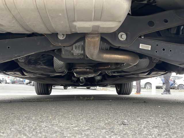 アウディ Ｑ３ 2．0 TFSI クワトロ 静岡県 2013(平25)年 4.2万km 白 社外ナビ/純正地デジTV/バックカメラ/レザーシート/シートヒーター/純正17インチAW/キーレス/スペアキー/ETC/保証書/取説