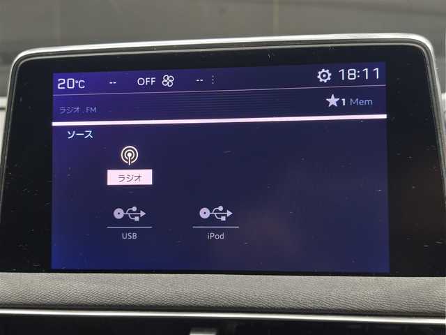 プジョー ５００８ GT ブルーHDi 群馬県 2018(平30)年 6.2万km アマゾナイトグレー 禁煙車 /パノラマルーフ /AppleCarPlay /LEDヘッドライト　/パワーバックドア　/180°カメラ　/コーナーセンサー　/半革シート　/前席シートヒーター　/オートライト　/オートハイビーム　/パドルシフト