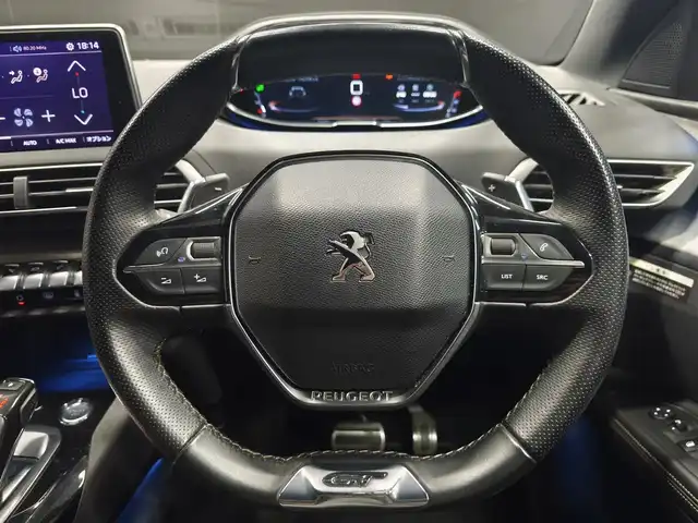 プジョー ５００８ GT ブルーHDi 群馬県 2018(平30)年 6.2万km アマゾナイトグレー 禁煙車 /パノラマルーフ /AppleCarPlay /LEDヘッドライト　/パワーバックドア　/180°カメラ　/コーナーセンサー　/半革シート　/前席シートヒーター　/オートライト　/オートハイビーム　/パドルシフト