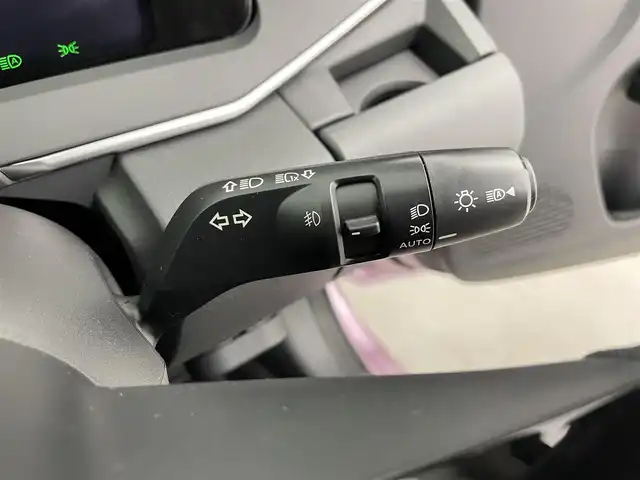 日産 ノート X 富山県 2021(令3)年 1.7万km ピンク 純正ナビ（AM/FM/BT/USB/HDMI/フルセグ）/全方位カメラ/ドライブレコーダー/ETC/デジタルインナーミラー/ブラインドスポットモニター/衝突被害軽減システム/レーダークルーズコントロール/レーンキープアシスト/コーナーセンサー/横滑り防止装置/アイドリングストップ/純正アルミホイール/純正フロアマット/オートLEDライト/オートマチックハイビーム/置くだけ充電/スマートキー