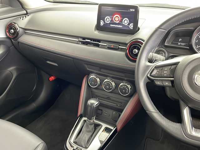 マツダ ＣＸ－３ 20S プロアクティブ 千葉県 2017(平29)年 4万km ジェットブラックマイカ 禁煙車/ブラインドスポットモニター/スマートシティーブレーキアシスト/パーキングセンサー/オートハイビーム/純正メモリナビ/　CD/DVD/BT/USB/AUX/バックカメラ/ETC/ヘッドアップディスプレイ/パドルシフト/革巻きステアリング/ステアリングスイッチ/スマートキー＆プッシュスタート/ウィンカーミラー/純正18インチアルミホイール