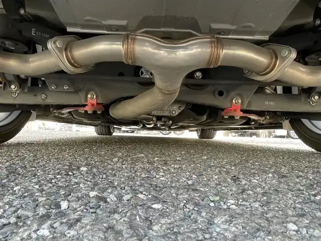 トヨタ ８６ GT 埼玉県 2013(平25)年 5.2万km サテンホワイトパール ・ディーラー点検記録簿/・ワンオーナー/・TRDエアロ/・HKSマフラー/・HKSサスペンション/・HKSタワーバー/・HKSマフラー/・ADVAN Racing RGIII 18インチAW/・純正アルミ車載/・HKSフラッシュエディター/・アルパインナビ/・バックカメラ/・プッシュスタート/・スマートキー×２/・革巻きステアリング/・電格ミラー/・オートライト/・フォグライト/・保証書/・取扱説明書