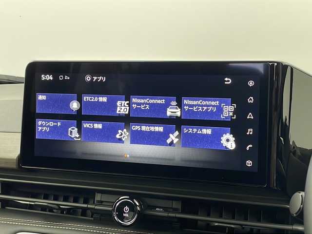 日産 セレナ ハイウェイスター V 新潟県 2023(令5)年 5.1万km ダイヤモンドブラック 純正メモリナビ/（BT/FM/AM/フルセグTV）/アラウンドビューモニター/ステアリングスイッチ/パドルシフト/デジタルインナーミラー/ワイヤレス充電/両側パワースライドドア/ブラインドスポットモニター/ハンズフリーオートスライドドア/サンシェード/ウィンカーミラー/電格ミラー/ETC2.0/取扱説明書/保証書/整備記録簿