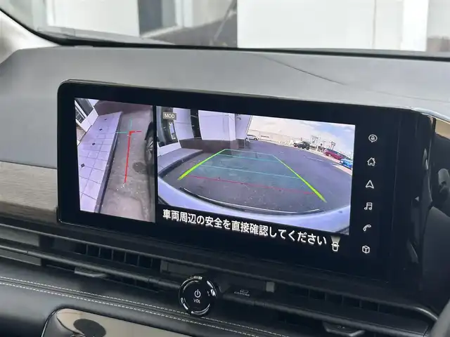日産 セレナ ハイウェイスター V 静岡県 2023(令5)年 5.1万km ダイヤモンドブラック 純正メモリナビ/（BT/FM/AM/フルセグTV）/アラウンドビューモニター/ステアリングスイッチ/パドルシフト/デジタルインナーミラー/ワイヤレス充電/両側パワースライドドア/ブラインドスポットモニター/ハンズフリーオートスライドドア/サンシェード/ウィンカーミラー/電格ミラー/ETC2.0/取扱説明書/保証書