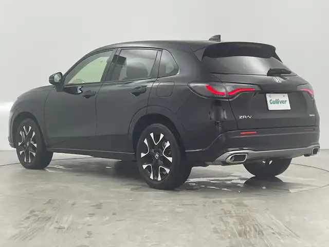 ホンダ ＺＲ－Ｖ ハイブリッド e:HEV Z 三重県 2023(令5)年 1.7万km クリスタルブラックパール 禁煙車　/ＢＯＳＥサウンド　/全方位モニター　/置くだけ充電　/純正ナビ/AM/FM/BT/USB/フルセグTV/スマホ連動　/2.0ＥＴＣ　/レザーシート　/シートヒーター/パワーシート　/クリアランスソナー　/ステアリングヒーター　/前後ドライブレコーダー　/パドルシフト　/パワーバックドア/取扱説明書/スペアキー有り