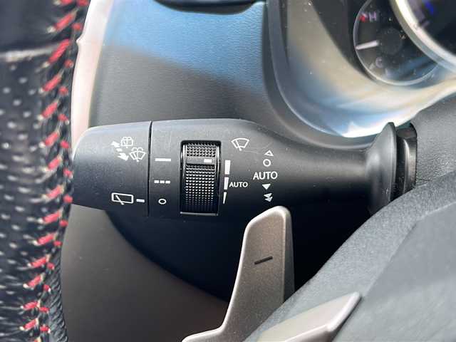 レクサス ＮＸ 300h Fスポーツ 茨城県 2016(平28)年 8.4万km グラファイトブラックガラスフレーク パノラマルーフ/純正メモリナビ/(地デジTV・CD・DVD・BT・USB・ラジオ再生)/プリクラッシュセーフティ/パノラミックビューモニター/パワーバックドア/レーダークルーズコントロール/レーンアシスト/本革シート/シートヒーター/パワーシート/ブラインドスポットモニター/ETC/オートライト/３眼LEDヘッドライト/純正inアルミホイール/純正フロアマット/スマートキー
