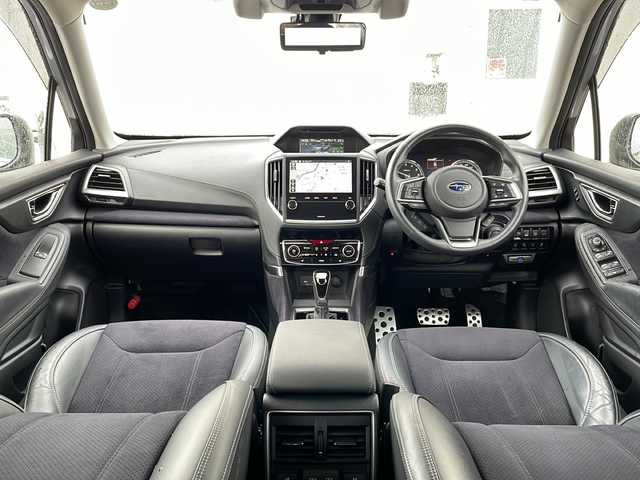 スバル フォレスター スポーツ 道北・旭川 2021(令3)年 2.6万km アイスシルバーメタリック ・4WD/・禁煙車/・純正ナビ CD/DVD/BD/SD/MSV/BT/フルセグ/・サンルーフ/・STIマフラー/・ルーフレール/・サイド/フロント/バックカメラ////アイサイト////・プリクラッシュセーフティ/・レーダークルーズコントロール/・レーンキープ/・BSM/・アイドリングストップ/・ドライバーモニタリングシステム/・コーナーセンサー/・デジタルインナーミラー/・パワーリアゲート/・ハーフレザー/・シートヒーター/・運転席メモリーシート/・パワーシート/・ステアリングヒーター/・ミラーヒーター/・SRH/・LEDヘッドライト/・LEDフォグ/・リアフォグ/・オートワイパー/・オートミラー/・ヘッドライトウォッシャー/・純正フロアマット/・ドアバイザー/・ETC/・ドライブレコーダー/・フロント熱線