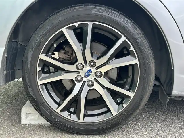 スバル インプレッサ スポーツ 2．0i－L アイサイト 和歌山県 2019(令1)年 10.6万km アイスシルバーメタリック 純正8インチナビ/バックカメラ/フルセグTV/BT/衝突軽減ブレーキ/レーダークルコン/後方コーナーセンサー/オートライト/横滑り防止/ETC/ドラレコ/パワーシート/シートメモリー/LEDヘッドライト/フォグランプ/パドルシフト/純正17インチアルミ/純正フロアマット/ドアバイザー