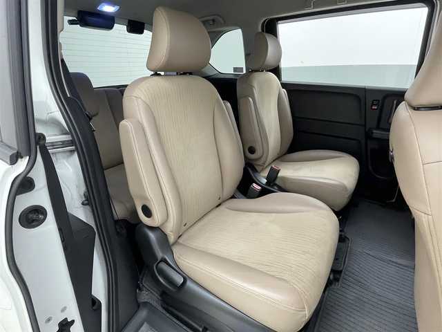 ホンダ フリード ハイブリット ジャストセレクション 茨城県 2014(平26)年 8万km ホワイトオーキッドパール 社外ナビ/ドラレコ/ETC/Bluetooth/フルセグ視聴可/寒冷地仕様/バックカメラ/ハーフレザーシート/純正フロアマット/純正AW