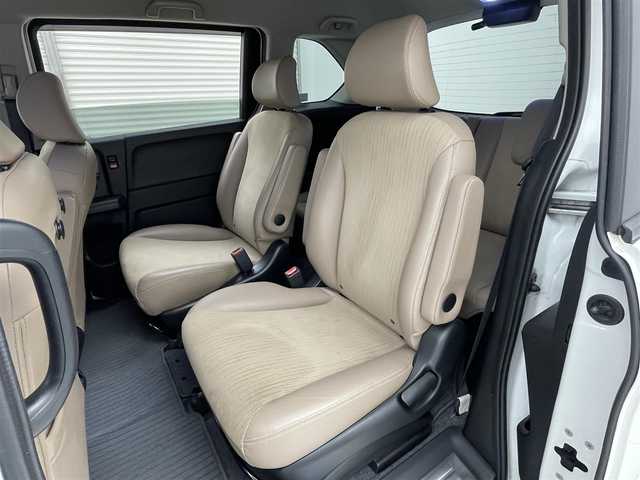 ホンダ フリード ハイブリット ジャストセレクション 茨城県 2014(平26)年 8万km ホワイトオーキッドパール 社外ナビ/ドラレコ/ETC/Bluetooth/フルセグ視聴可/寒冷地仕様/バックカメラ/ハーフレザーシート/純正フロアマット/純正AW