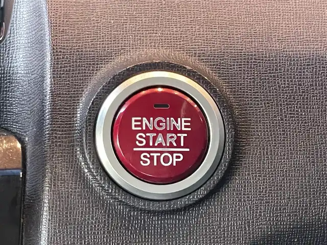 ホンダ Ｎ ＯＮＥ プレミアム Lパッケージ 三重県 2013(平25)年 4万km 黄 ワンオーナー/ディスプレイオーディオ/CD再生/バックカメラ/プッシュスタート/純正14インチアルミホイール/スマートキー/オートライト/純正フロアマット/ETC/取扱説明書/新車時保証書/スペアキー1本